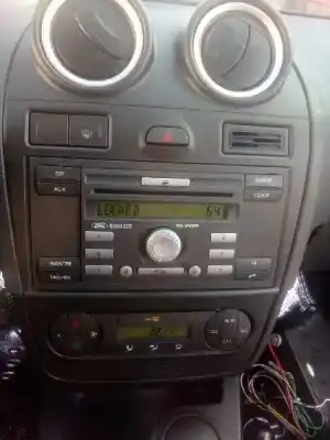 Vehicul casat ford fiesta (cbk) ambiente al anului 2006 alimentat hhjb