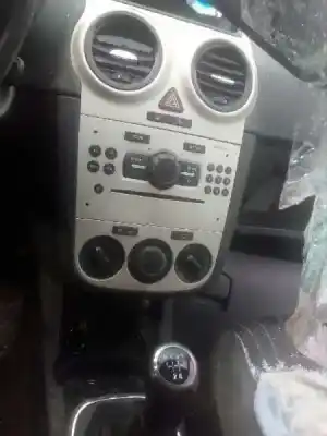 Sloopvoertuig opel corsa d cosmo van het jaar 2007 aangedreven z13dtj