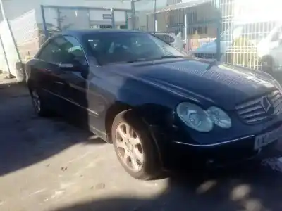 Véhicule à la ferraille MERCEDES-BENZ CLASE CLK (W209) COUPE 320 (209.365) de l'année 2002 alimenté 112955