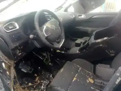 Veículo de Sucata citroen c4 lim. live edition do ano 2017 alimentado bh02