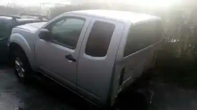 Véhicule à la ferraille nissan navara pick-up (d40m) king cab se 4x4 de l'année 2006 alimenté yd25ddti