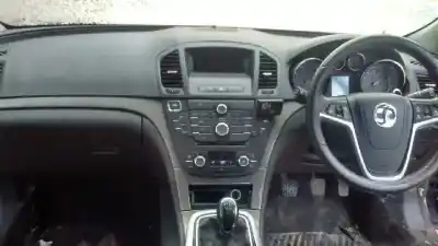 Verschrottungsfahrzeug opel insignia berlina excellence des jahres 2011 angetrieben a20dth