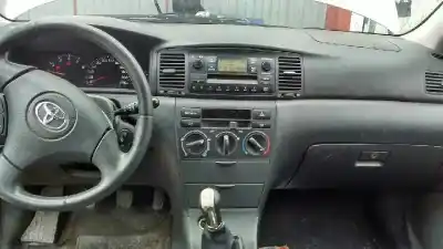 Veículo de Sucata toyota corolla (_e12_) 2.0 d-4d (cde120r_ cde120l_) do ano 2003 alimentado 1cdftv