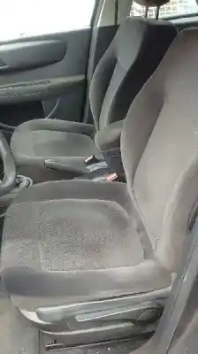 Veicolo di demolizione citroen c4 sedan collection dell'anno 2010 alimentato nfu