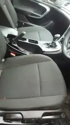 Verschrottungsfahrzeug opel insignia berlina cosmo des jahres 2009 angetrieben a20dth