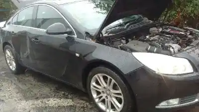 Verschrottungsfahrzeug opel insignia berlina cosmo des jahres 2009 angetrieben a20dth