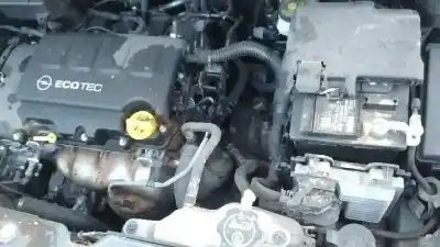 Vehicul casat opel corsa e selective al anului 2015 alimentat b14xer