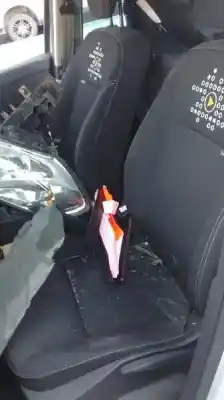 Veículo de Sucata renault clio iii yahoo do ano 2012 alimentado d4f740