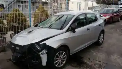 Veículo de Sucata SEAT IBIZA (6J5) Reference do ano 2013 alimentado CBZA