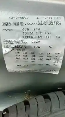Veículo de Sucata seat ibiza (6j5) reference do ano 2013 alimentado cbza