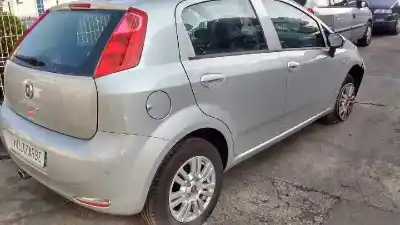 Veículo de Sucata fiat punto (199) easy do ano 2017 alimentado 169a4000