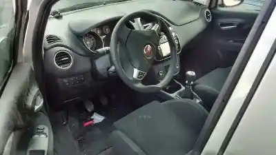 Veículo de Sucata fiat punto (199) easy do ano 2017 alimentado 169a4000
