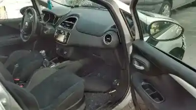 Veículo de Sucata fiat punto (199) easy do ano 2017 alimentado 169a4000