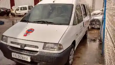 Veículo de Sucata citroen jumpy hdi110 club combi (7 sitze) do ano 2000 alimentado rhz