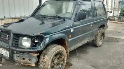 Veicolo di demolizione mitsubishi montero (v20/v40) 2500 td gl dell'anno 1995 alimentato 4d56