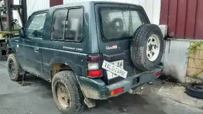 Veicolo di demolizione mitsubishi montero (v20/v40) 2500 td gl dell'anno 1995 alimentato 4d56