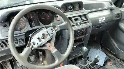 Veicolo di demolizione mitsubishi montero (v20/v40) 2500 td gl dell'anno 1995 alimentato 4d56
