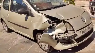 Scrapping Vehicle RENAULT TWINGO Acces of the year 2008 powered D7F800