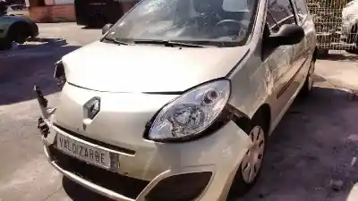 Veicolo di demolizione renault twingo acces dell'anno 2008 alimentato d7f800