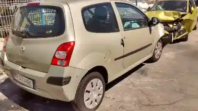Veicolo di demolizione renault twingo acces dell'anno 2008 alimentato d7f800
