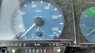 Véhicule à la ferraille mercedes-benz 817 4.2 de l'année 2000 alimenté 904911
