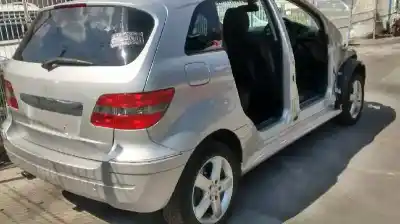 Утилизация автомобиля mercedes-benz clase b (w245) 180 cdi (245.207) года 2007 питание 640940