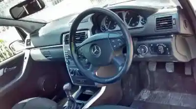Утилизация автомобиля mercedes-benz clase b (w245) 180 cdi (245.207) года 2007 питание 640940