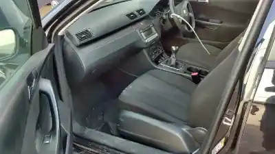 Véhicule à la ferraille volkswagen passat berlina (3c2) trendline de l'année 2007 alimenté bxe