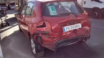 Sloopvoertuig toyota auris active van het jaar 2011 aangedreven 1ndtv
