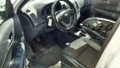 Veículo de Sucata hyundai i30 1.6 crdi cat do ano 2010 alimentado d4fb