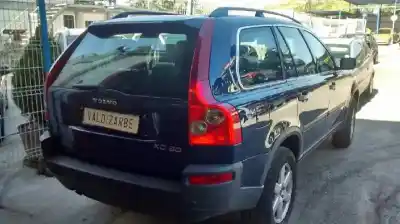 Véhicule à la ferraille volvo                                              xc90 i (275)                                                                                                                                                                                                                                               d5 awd                                                                                                                                                                                                                                                     de l'année 2004 alimenté d5244t