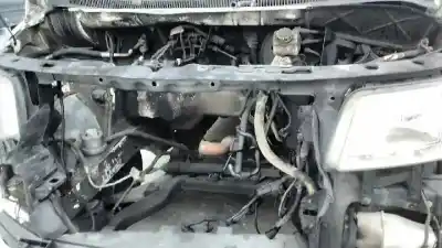 Scrapping Vehicle volkswagen t5 transporter/furgoneta caja cerrada of the year 2005 powered axb