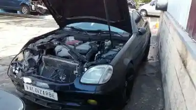 Véhicule à la ferraille mercedes-benz clase slk (w170) roadster 230 compressor (170.449) de l'année 2001 alimenté 111983