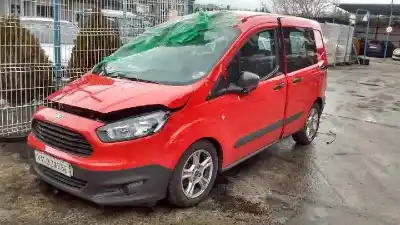 Vehículo de desguace ford transit courier kombi del año 2015 con motor xvcc