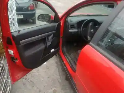 Véhicule à la ferraille opel vectra c berlina comfort de l'année 2004 alimenté z19dt