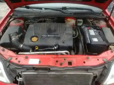 Véhicule à la ferraille opel vectra c berlina comfort de l'année 2004 alimenté z19dt