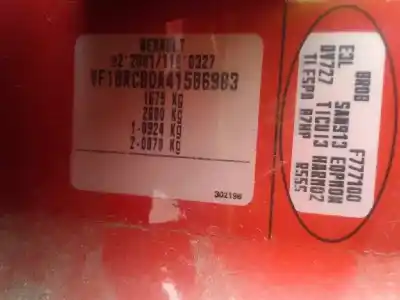 Veículo de Sucata renault clio iii 1.6 16v do ano 2009 alimentado k4m801