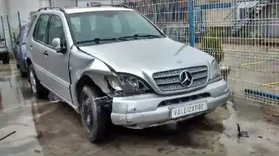 Здавання транспортного засобу MERCEDES-BENZ CLASE M (W163) 270 CDI (163.113) року 2000 потужний 612963
