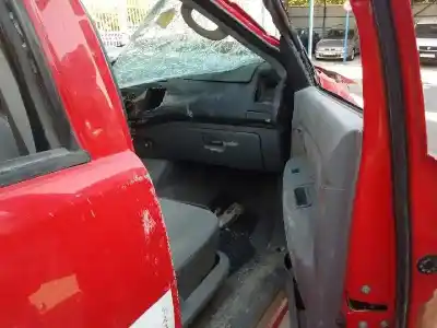 Veículo de Sucata toyota                                             hilux (kun)                                                                                                                                                                                                                                                double cab 4x4                                                                                                                                                                                                                                             do ano 2008 alimentado 2kdftv