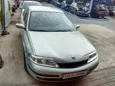 Verschrottungsfahrzeug renault laguna ii (bg0) authentique des jahres 2001 angetrieben k4m710