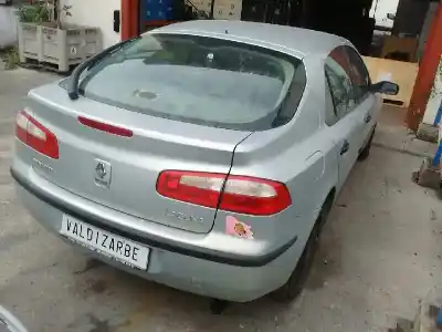 Verschrottungsfahrzeug renault laguna ii (bg0) authentique des jahres 2001 angetrieben k4m710
