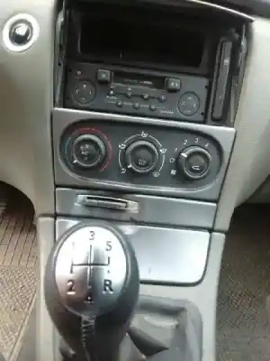 Verschrottungsfahrzeug renault laguna ii (bg0) authentique des jahres 2001 angetrieben k4m710