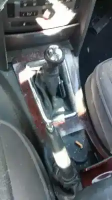 Veículo de Sucata peugeot 407 st confort do ano 2007 alimentado 9hz