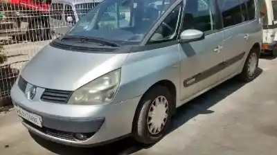 Véhicule à la ferraille RENAULT ESPACE IV (JK0) Authentique de l'année 2002 alimenté F9Q820