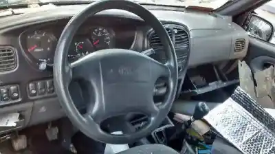 Véhicule à la ferraille kia sportage td de l'année 2000 alimenté re