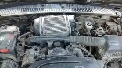 Véhicule à la ferraille kia sportage td de l'année 2000 alimenté re