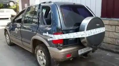 Véhicule à la ferraille kia sportage td de l'année 2000 alimenté re