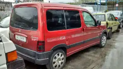 Veicolo di demolizione peugeot                                            partner (s2)                                                                                                                                                                                                                                               xacobeo                                                                                                                                                                                                                                                    dell'anno 2004 alimentato rhy
