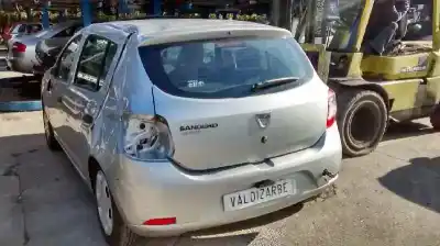 Vehículo de desguace dacia sandero ambiance del año 2014 con motor d4f732