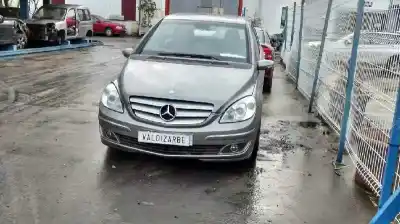 Veículo de Sucata mercedes-benz clase b (w245) 170 (245.232) do ano 2005 alimentado 266940